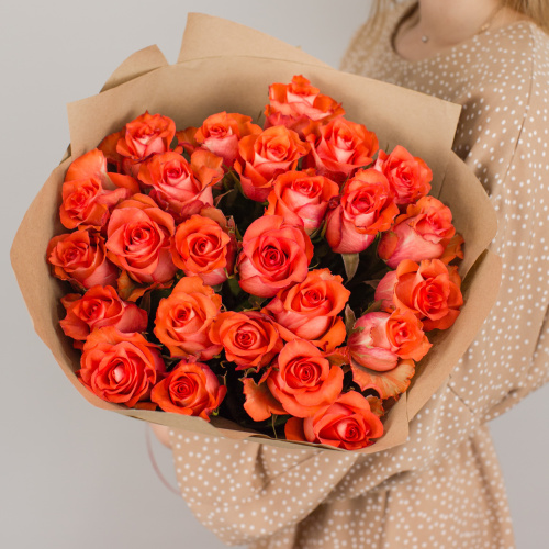 Букет из оранжевых 25 роз 40 см. в упаковке арт. 45007-О